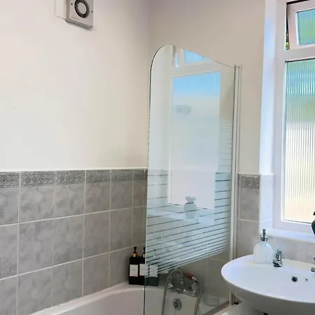 Cross Heath House * Leeds (West Yorkshire)