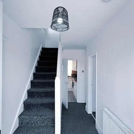 Cross Heath House Holiday home *